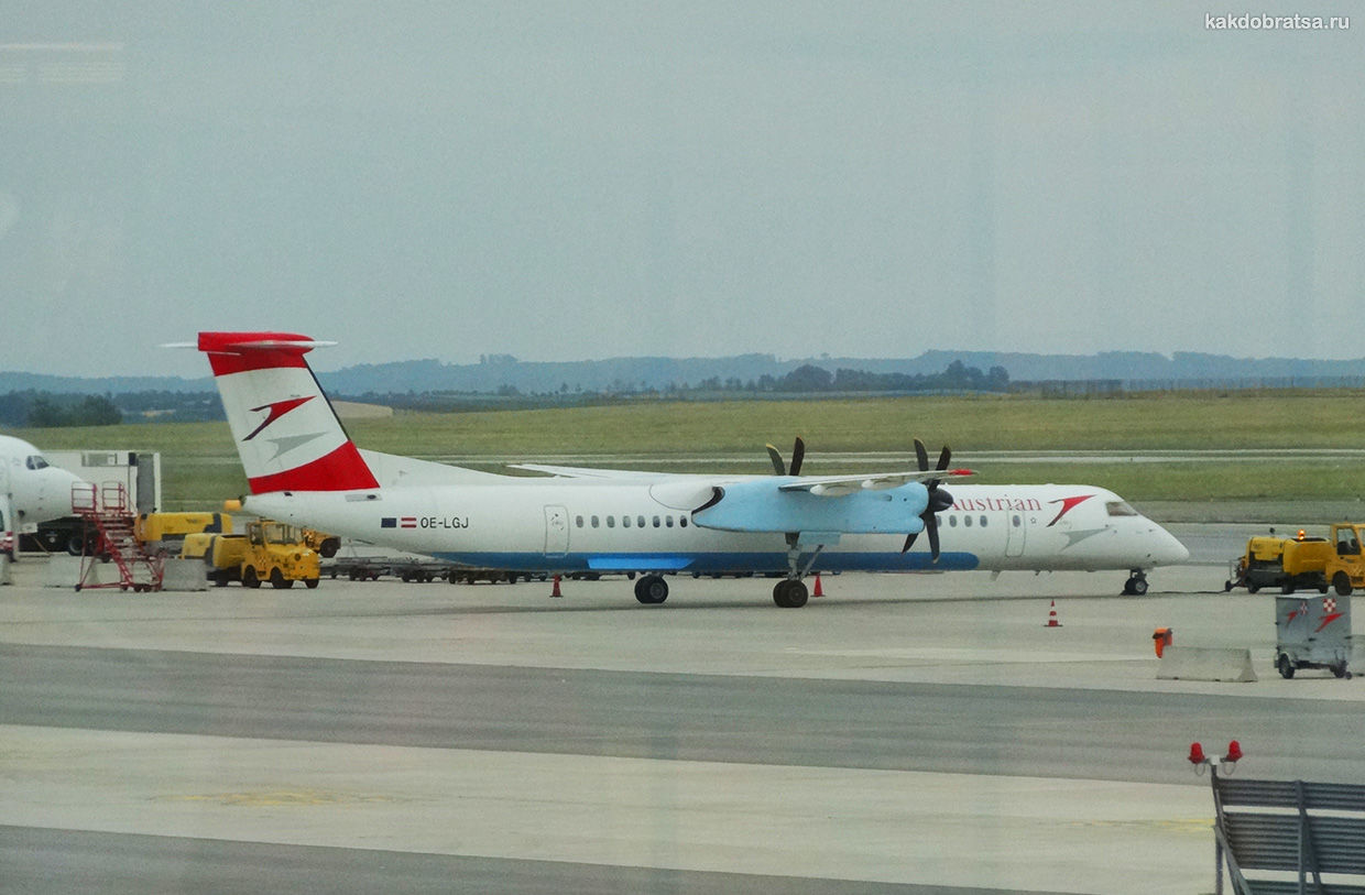 Самолет и авиабилеты из Варшавы в Вену