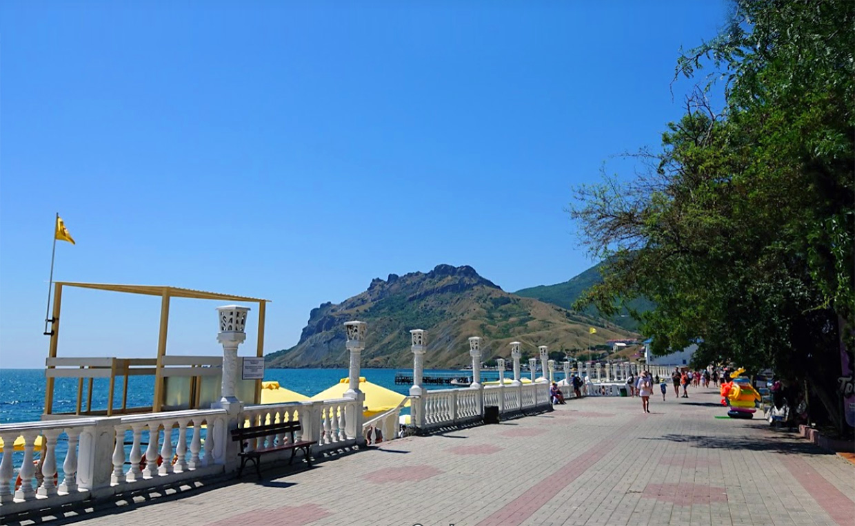 Коктебель город для пляжного отдыха в Крыму