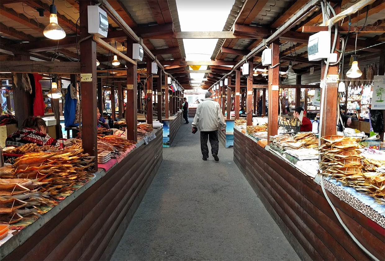 Байкальский Рынок в Листвянке