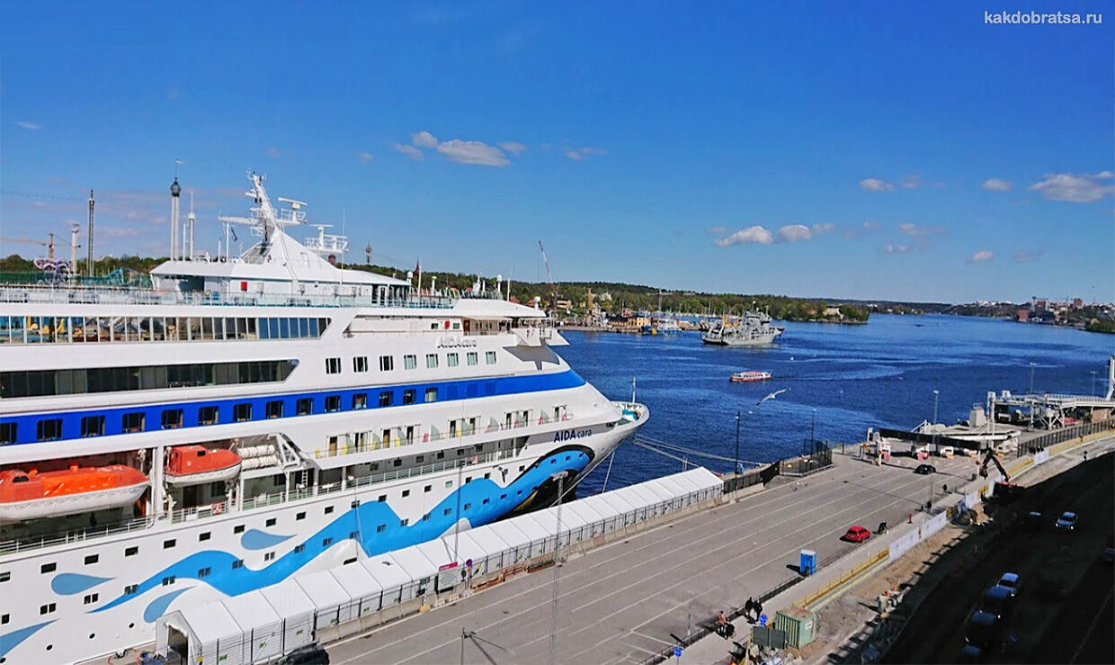 Викинглайн порт и паромный терминал в Стокгольм