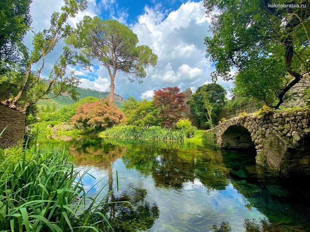 Сады Нинфа - обязательное для посещения место в Италии