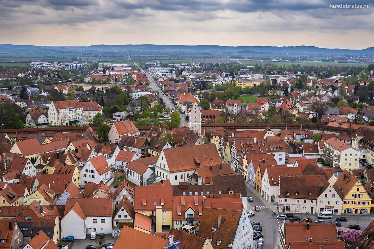 Нёрдлинген средневековый город в Германии
