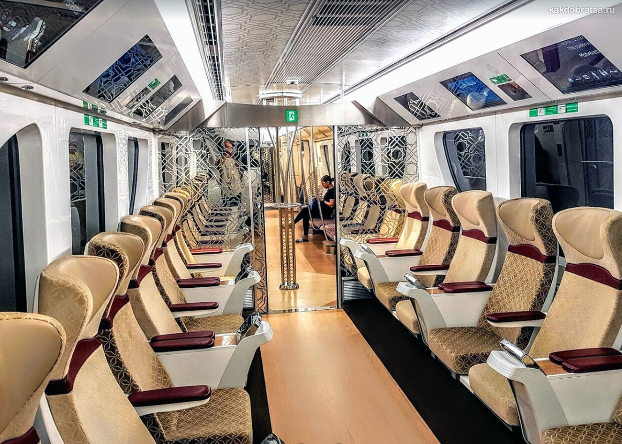 Метро Доха поезд как выглядит вагон