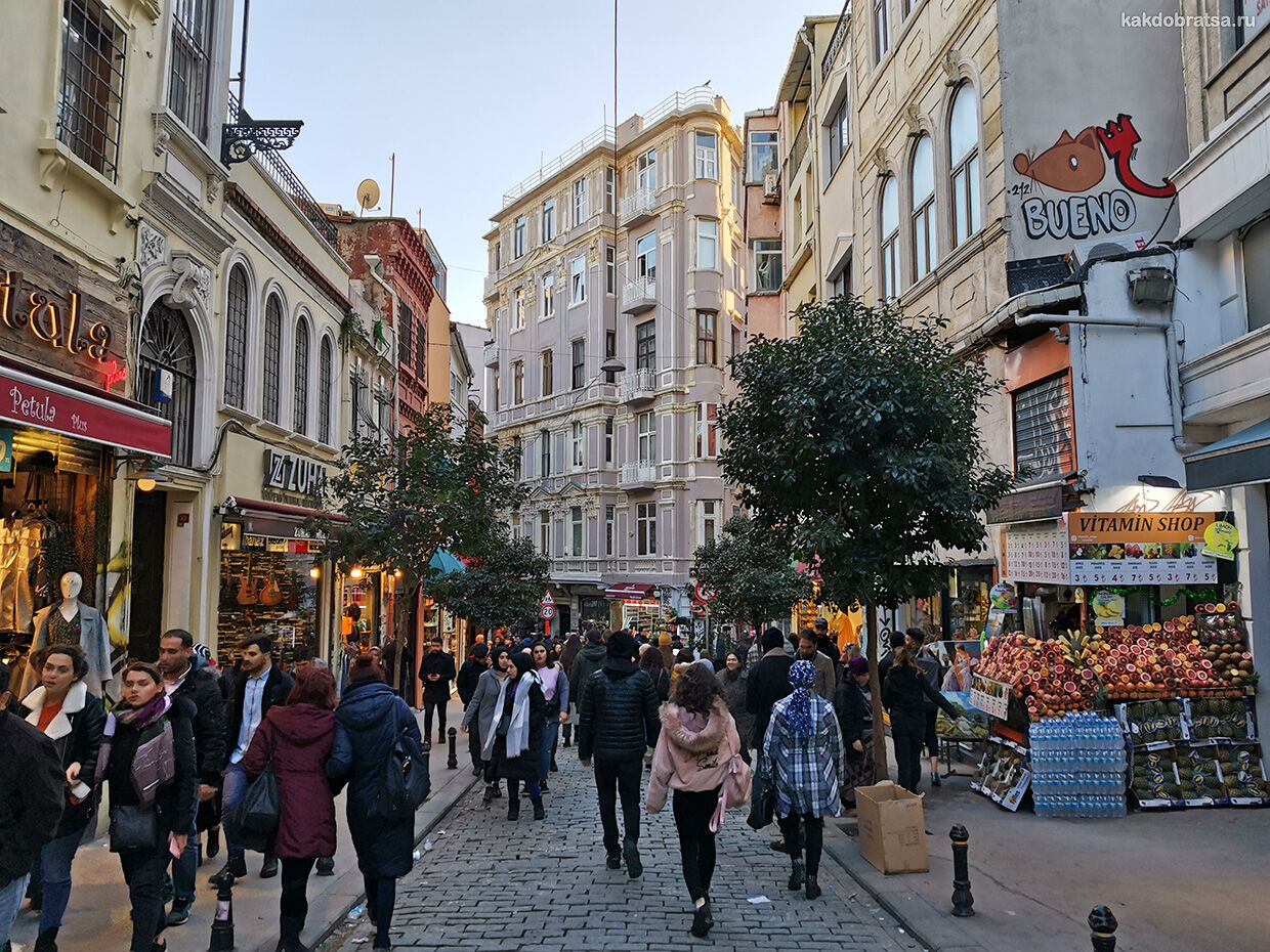 Экскурсия по улице Истикляль в Стамбуле