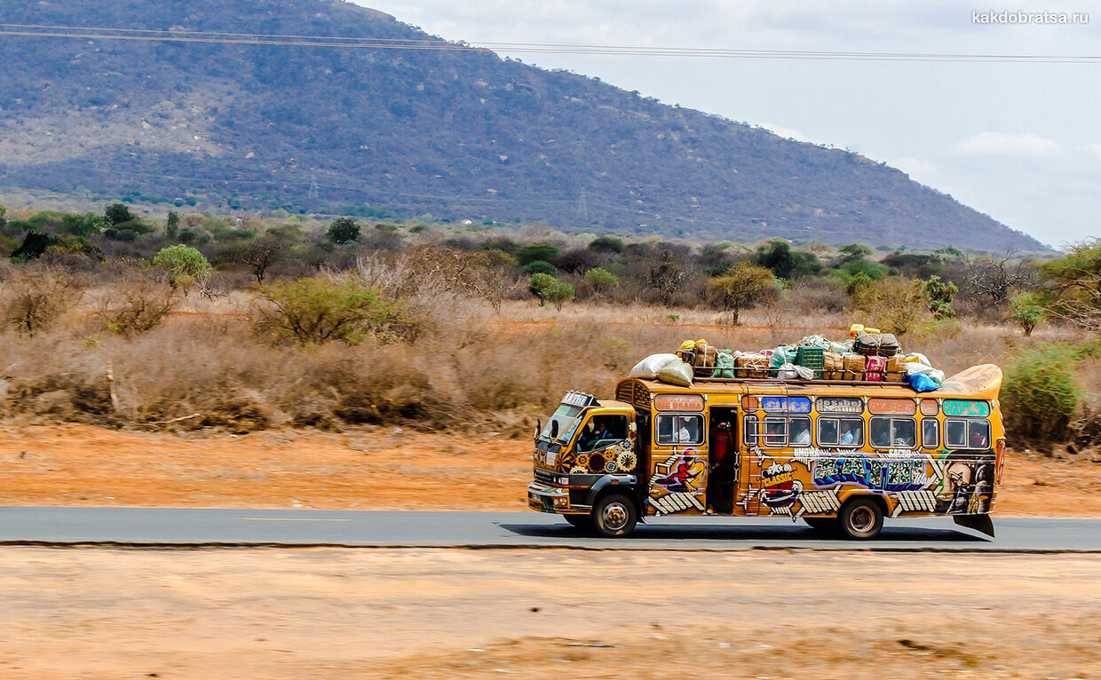 Путь на автомобиле из Найроби и Момбасой дорога