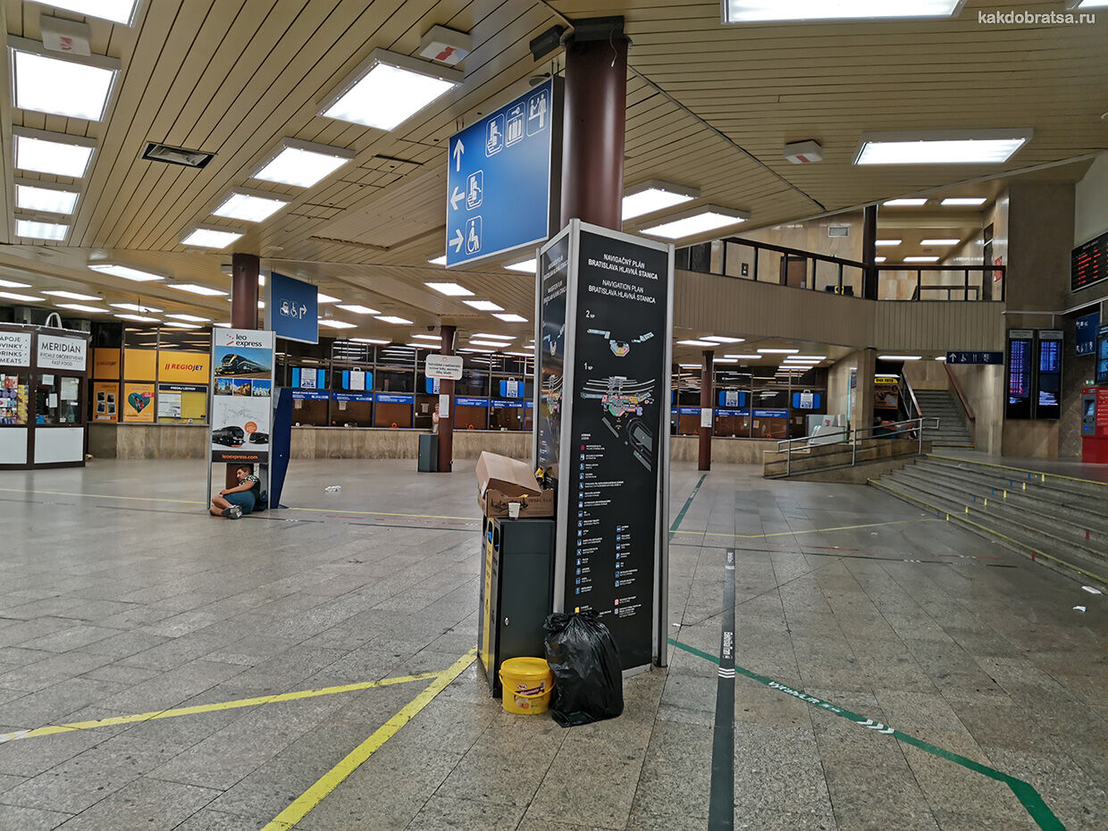 Братислава железнодорожный вокзал фото