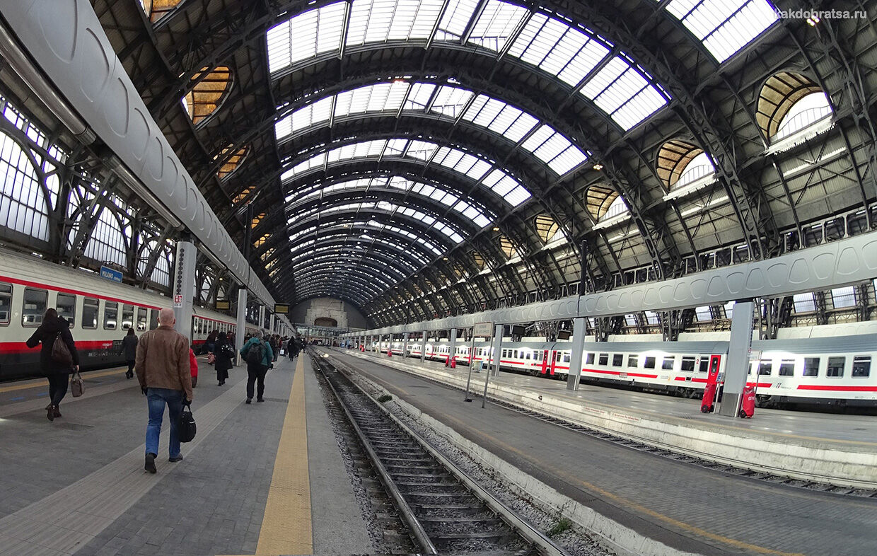 Поезд вокзал номер телефона. Милано централе вокзал.